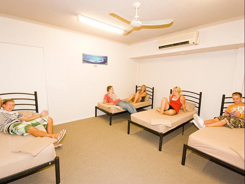 Global Backpackers Cairns Central Eksteriør billede